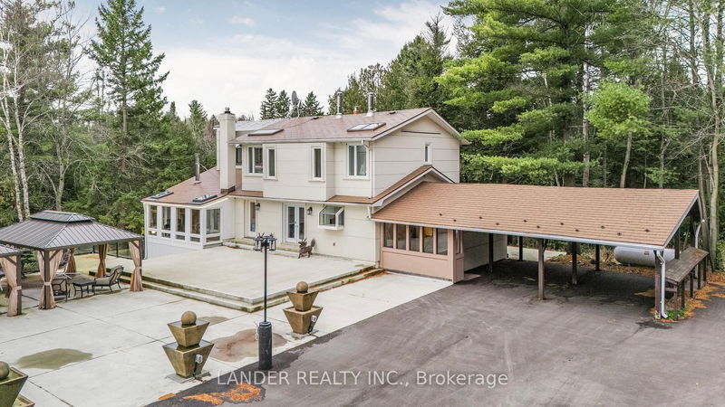19661 Kennedy Rd, East Gwillimbury - Sharon image-0-0