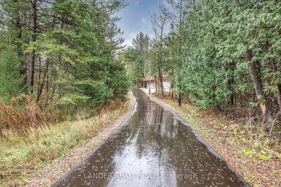 19661 Kennedy Rd, East Gwillimbury - Sharon image-0-2