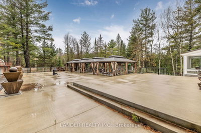 19661 Kennedy Rd, East Gwillimbury - Sharon image-0-4