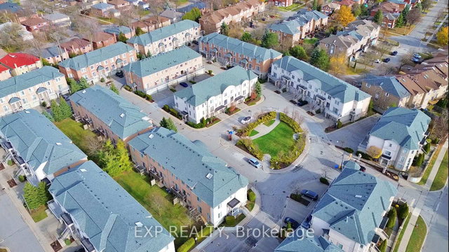 TH7 - 9133 Bayview Avenue