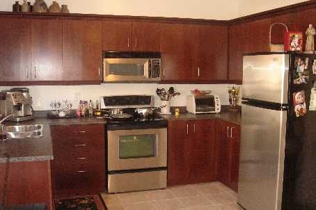 79 Carnoustie Cres, Richmond Hill, L4E0A2 | Image 3