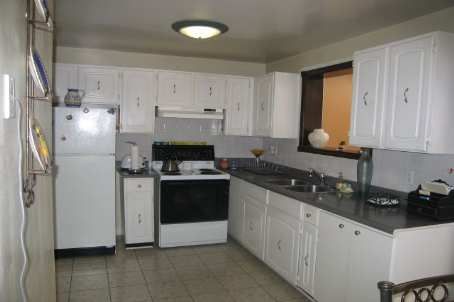 130 Andrea Lane, Vaughan, L4L1E7 | Image 3