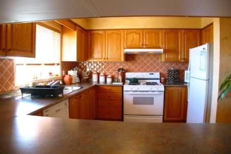 34 Royalpark Way, Vaughan, L4H1J5 | Image 3