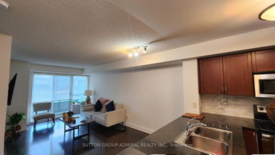 Unit 315 — 30 North Park Road — photo 3