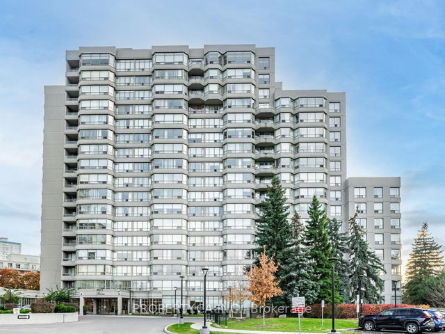 813 - 7 Townsgate Drive