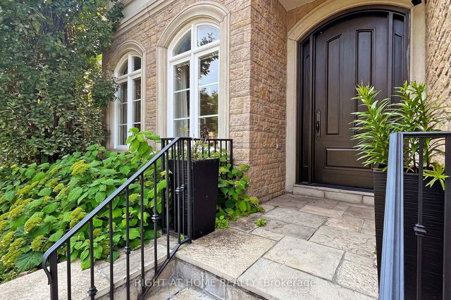 88 Langtry Place