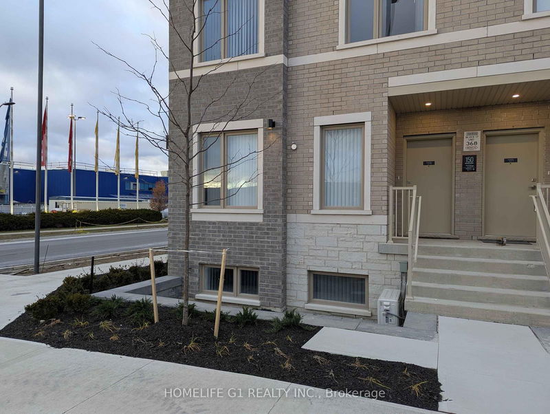 home for lease on 270-150 Honeycrisp Crescent