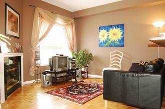 B - 20 Forest Run Blvd, Vaughan, L4K5J8 | Image 2