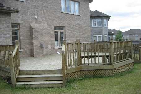 75 Frybrook Cres, Richmond Hill, L4B4B9 | Image 2