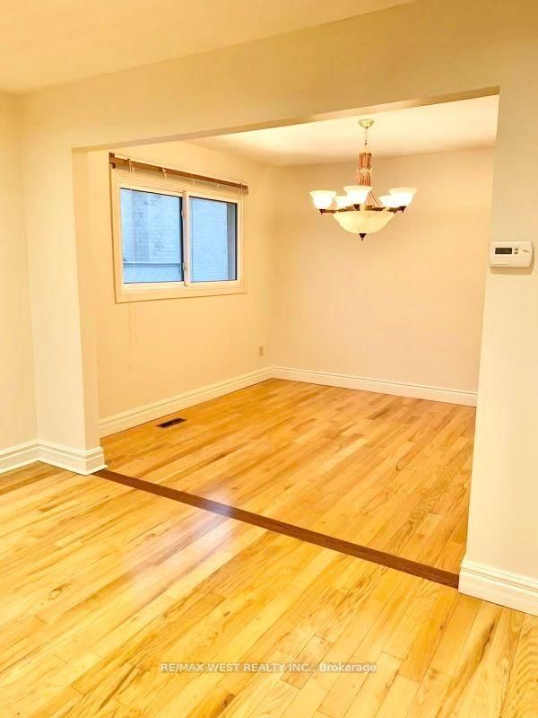 505 London Rd, Newmarket, L3Y 6E4 | Image 2