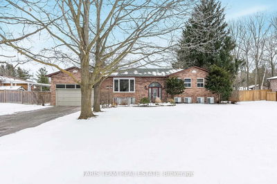 Detached House for sale at 3 Artesian Avenue, East Gwillimbury, Holland Landing, L9N 1J3 - MLS: N11825231