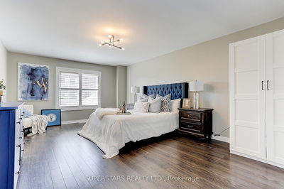 10264 Victoria Square Blvd, Markham - Cathedraltown image-0-4