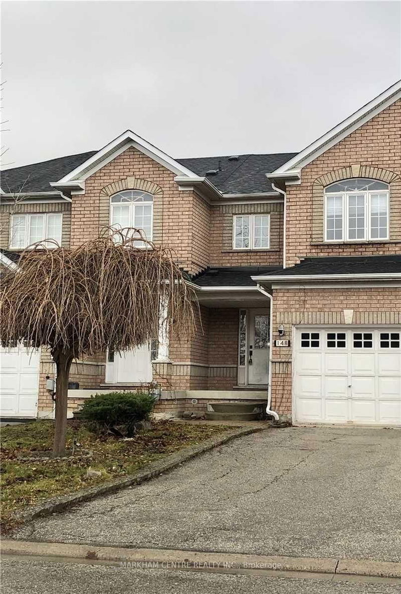 home for lease on 148 Deepsprings Crescent