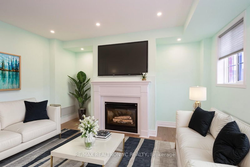 B202 - 98 Cornell Park Ave, Markham, L6B 1B6 | Image 3