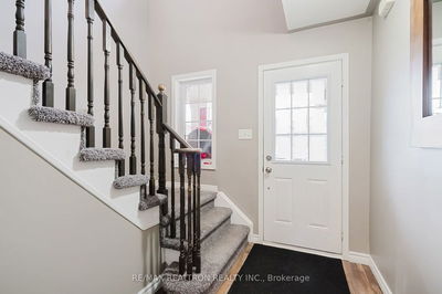 95 Stonemount Cres, Essa - Angus image-0-4