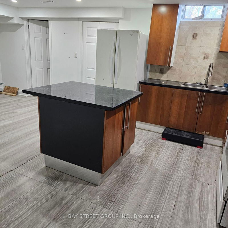 home for lease on #1-63 yorkland Street