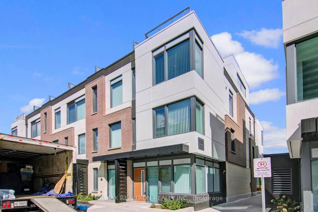 TH40 - 1050 Portage Parkway