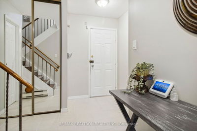 290 Collings Ave, Bradford West Gwillimbury - Bradford image-0-3