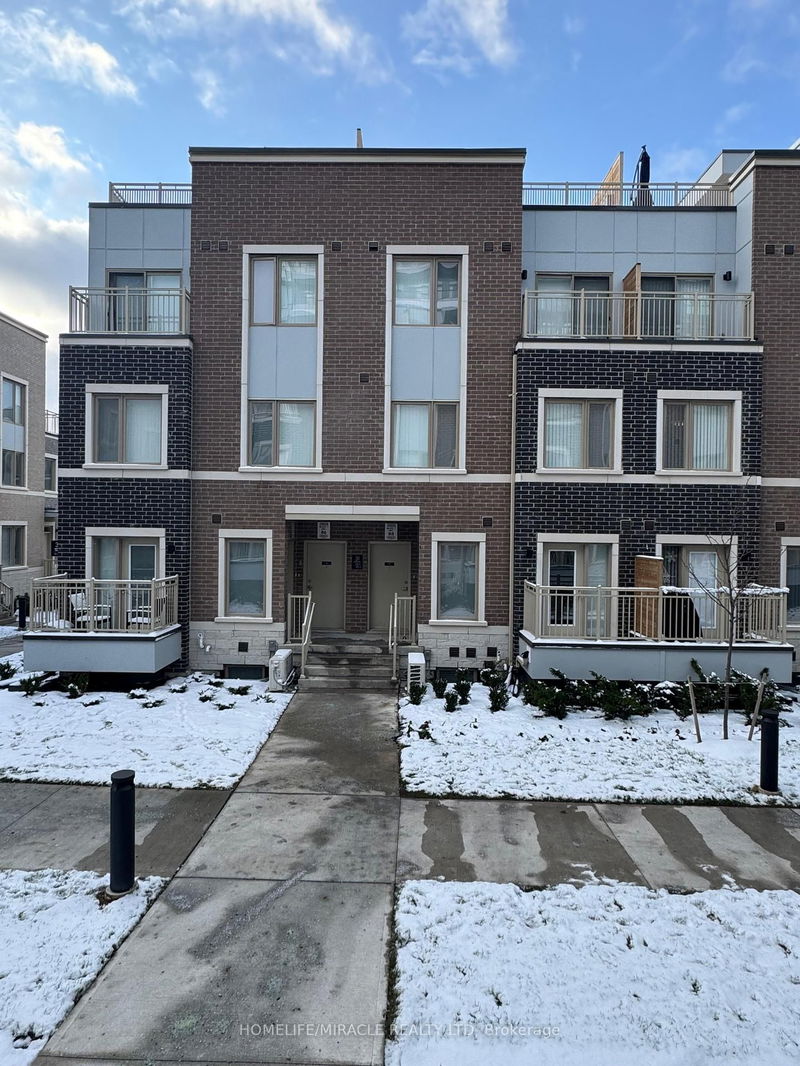 Unit 64 — 31 Honeycrisp Cres, Vaughan - Vaughan Corporate Centre image-0-0