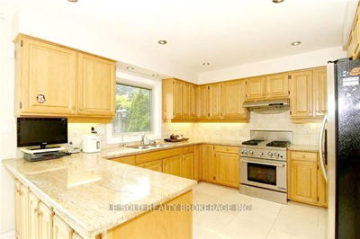 Unit Bsmt Rm — 347 Fern Ave, Richmond Hill - Observatory image-0-2