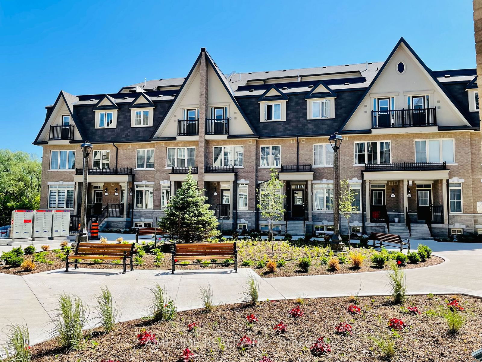 Townhouse for lease at 20-181 Parktree Drive, Vaughan, Maple, L6A 5B1 - MLS: N11885361