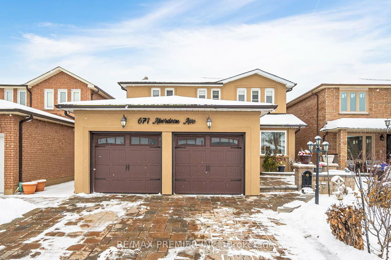 home for sale on 671 Aberdeen Avenue