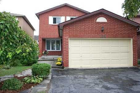 Building in 159 Kersey Crescent