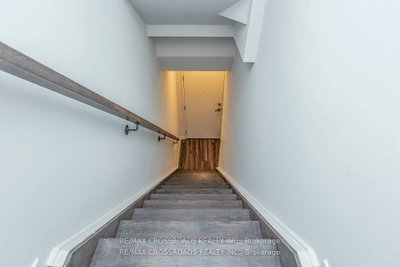 Unit 292 — 140 Honeycrisp Crescent — photo 3