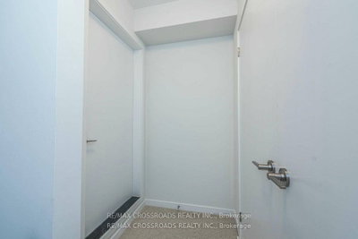 Unit 292 — 140 Honeycrisp Crescent — photo 4