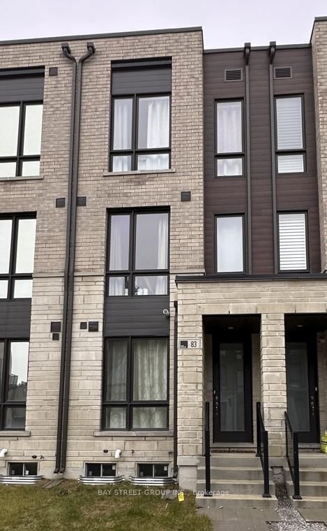 home for lease on 83 Stauffer Crescent