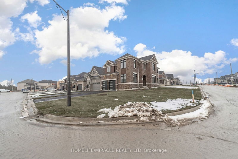 home for lease on 1 Crane Heights