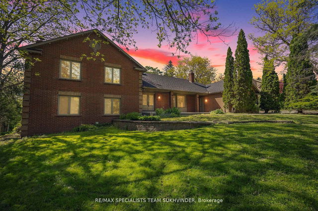 19 Rouge River Circle