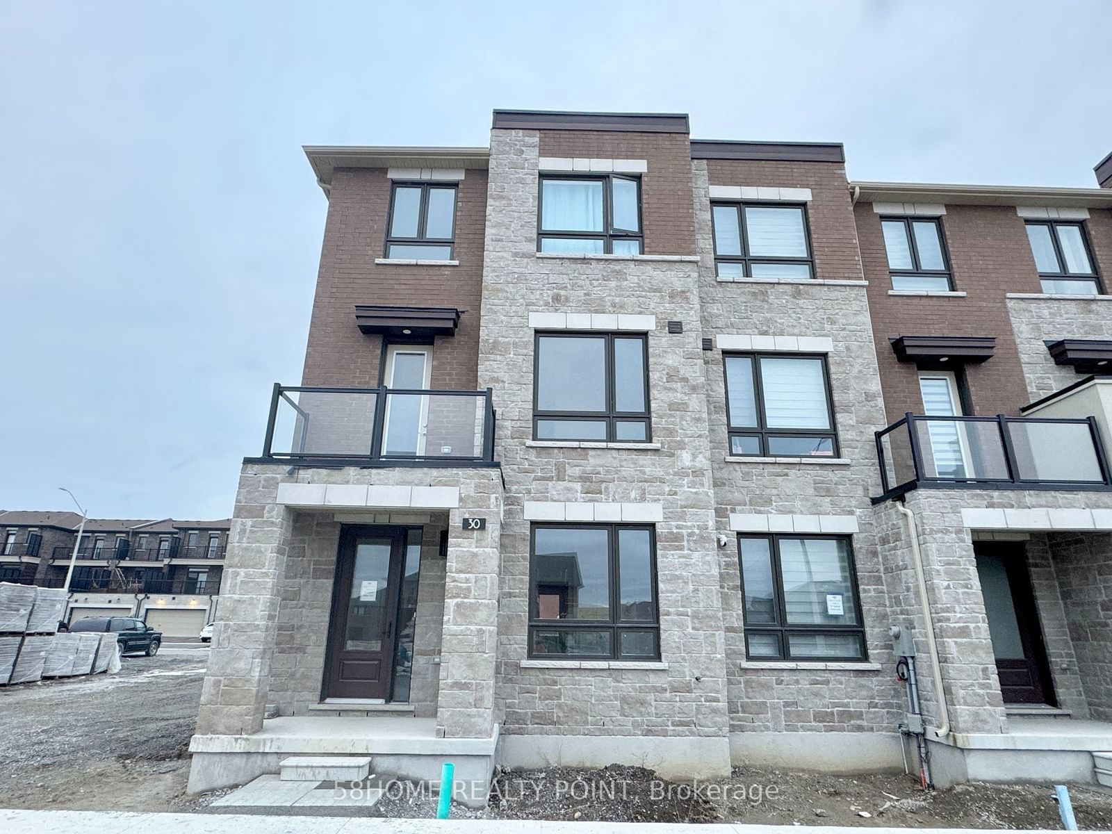 Townhouse leased at 30 Robert Eaton Avenue, Markham, Middlefield, L3S 3K5 - MLS: N11888638