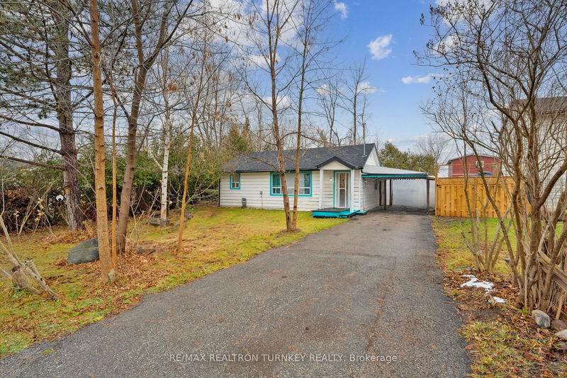 296 Lakeview Blvd, Georgina - Keswick South image-0-0