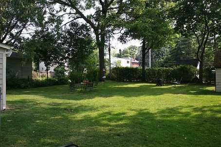 19 Spruce St, Aurora, L4G1R7 | Image 2