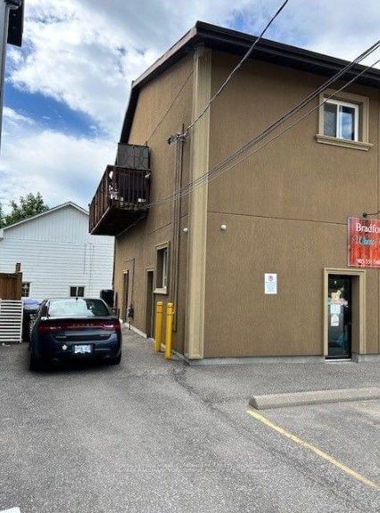 Upper Level leased at 1E-74 John Street, Bradford West Gwillimbury, Bradford, L3Z 2B6 - MLS: N11890355