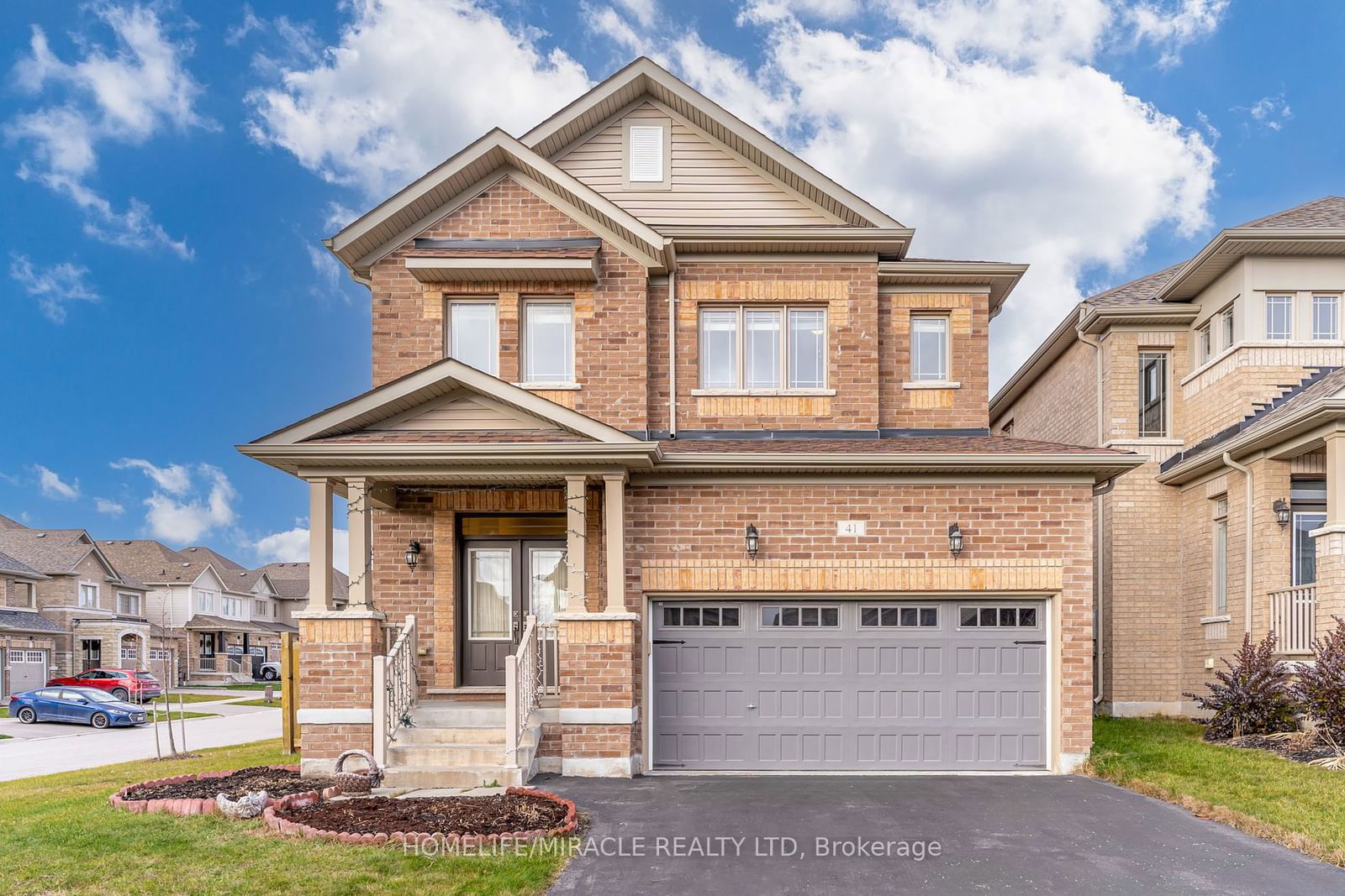 Building at 41 Atkinson Crescent, New Tecumseth, Alliston