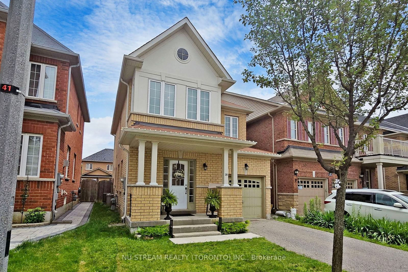 Detached House sold at 39 Silverado Hills Drive, Markham, Cathedraltown, L6C 0H2 - MLS: N11891070