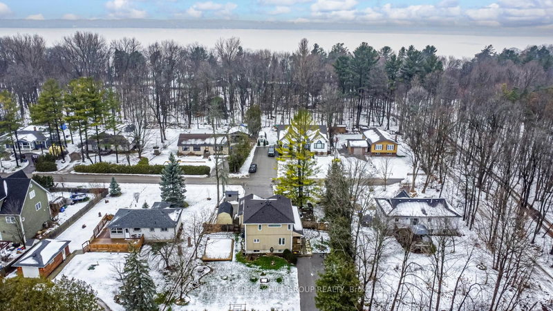 250 Big Bay Point Rd, Innisfil, L9S 2P6 | Image 2