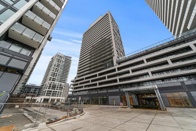 home for lease on 220-8960 Jane Street