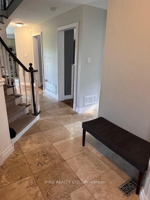 5 Mccullough Ave, New Tecumseth, L0G 1A0 | Image 2