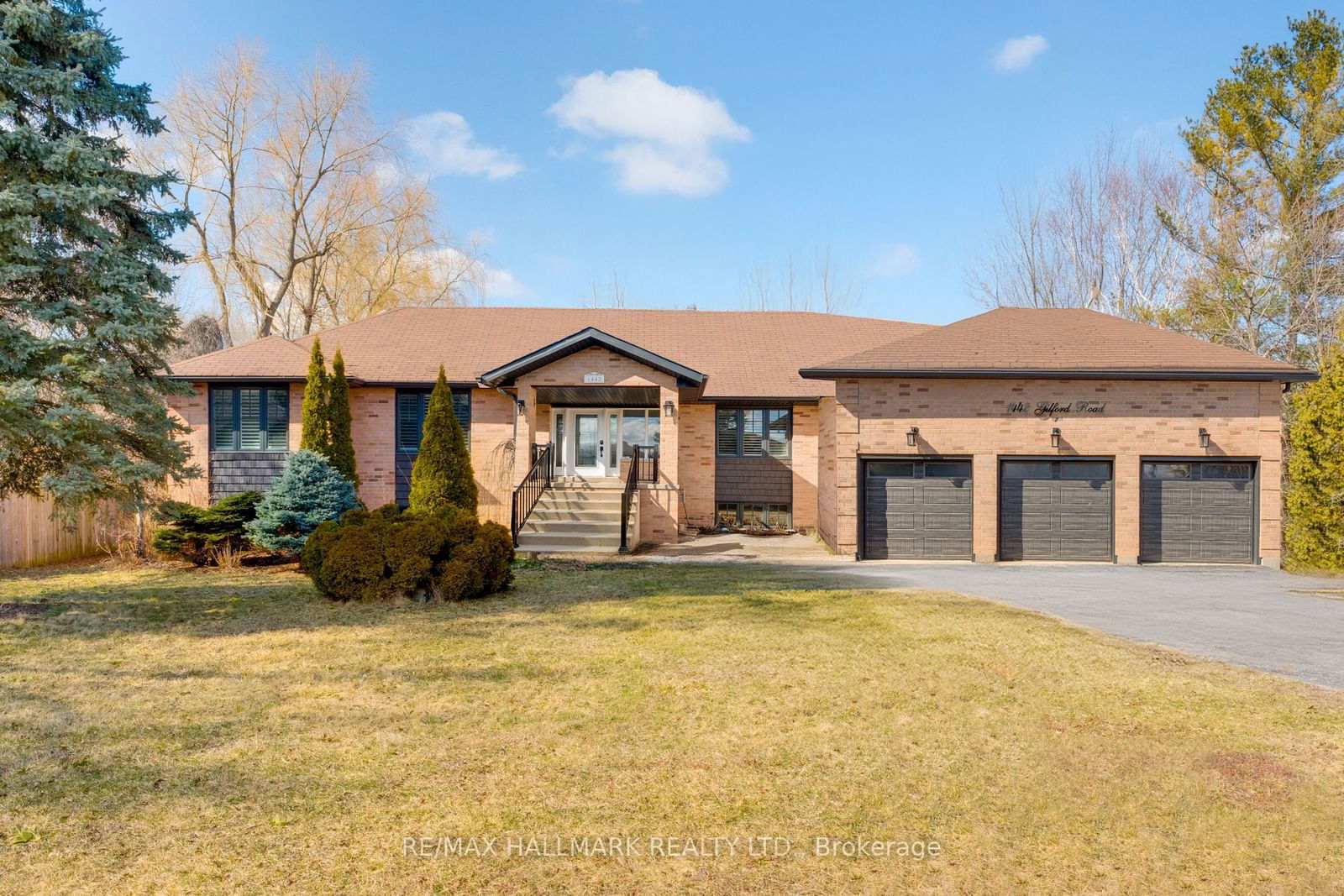 Detached House for sale at 1442 Gilford Road, Innisfil, Rural Innisfil, L0L 1R0 - MLS: N11894696