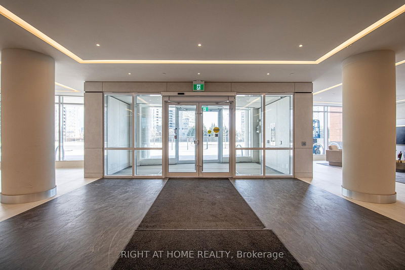 home for lease on 2604-30 Upper Mall Way S