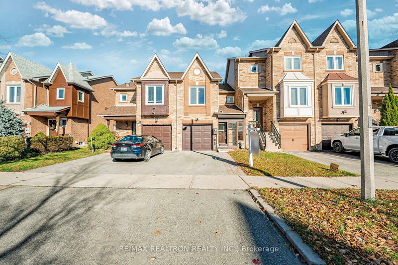 32 Kelso Cres, Vaughan, L6A 2C7 | Image 3