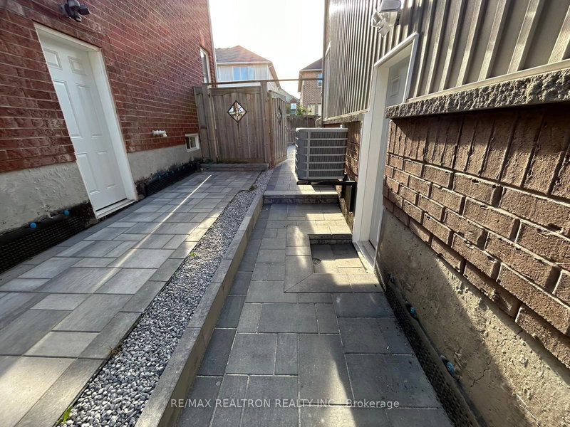 Bsmnt - 16 Yang St W, Richmond Hill, L4E 0L5 | Image 2