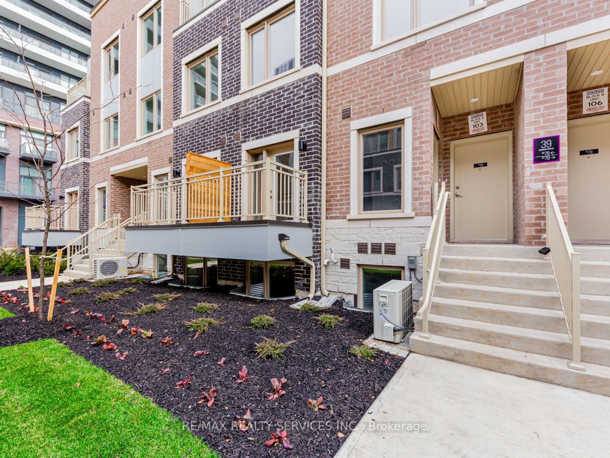 Townhouse for lease at 77-39 Honeycrisp Crescent, Vaughan, Vaughan Corporate Centre, L4K 0N6 - MLS: N11898973