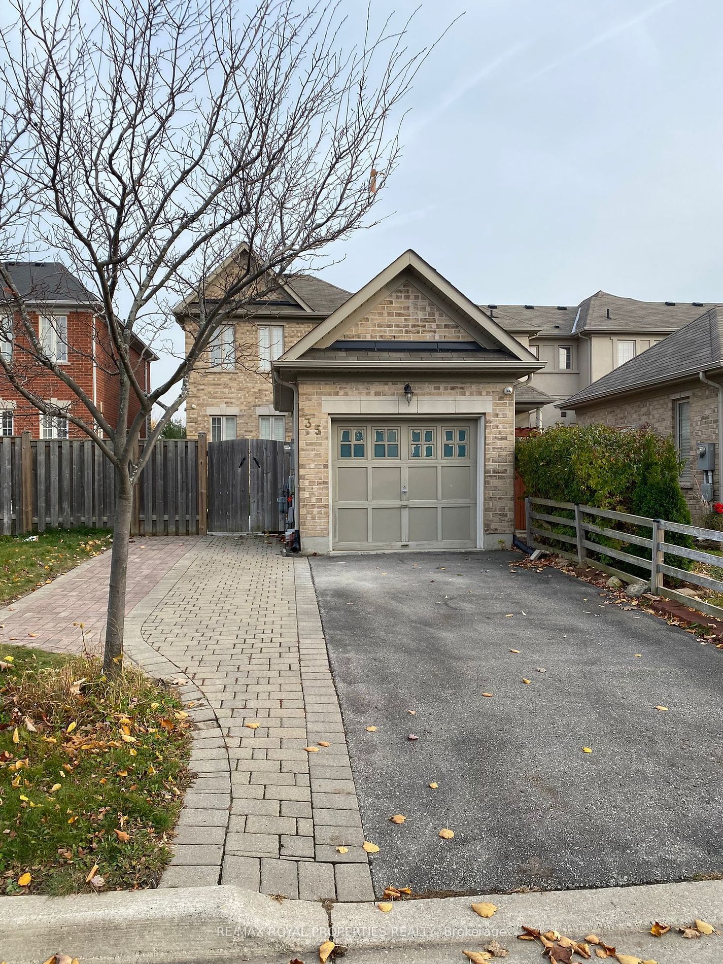 Townhouse for lease at 35 Vettese Court, Markham, Box Grove, L6B 0V6 - MLS: N11900067