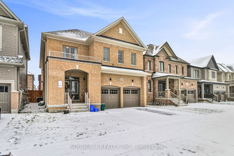 376 Danny Wheeler Blvd, Georgina, L4P 0K2 | Image 2