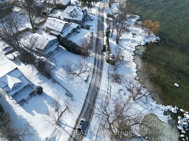 home for sale on 433 Lake Drive E