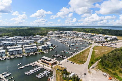 Unit B107 — 271 Sea Ray Ave, Innisfil - Rural Innisfil image-0-3